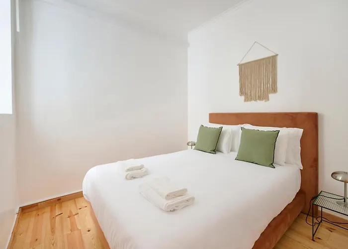 Lisbon Lodge * Lisbon