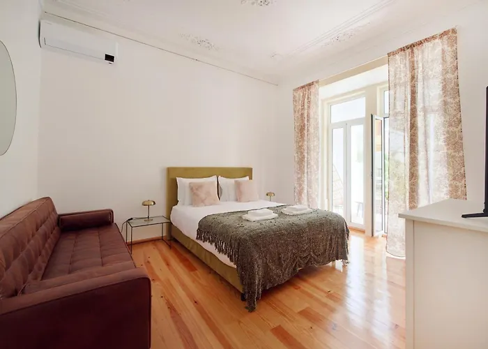 Lisbon Lodge * Lisbon