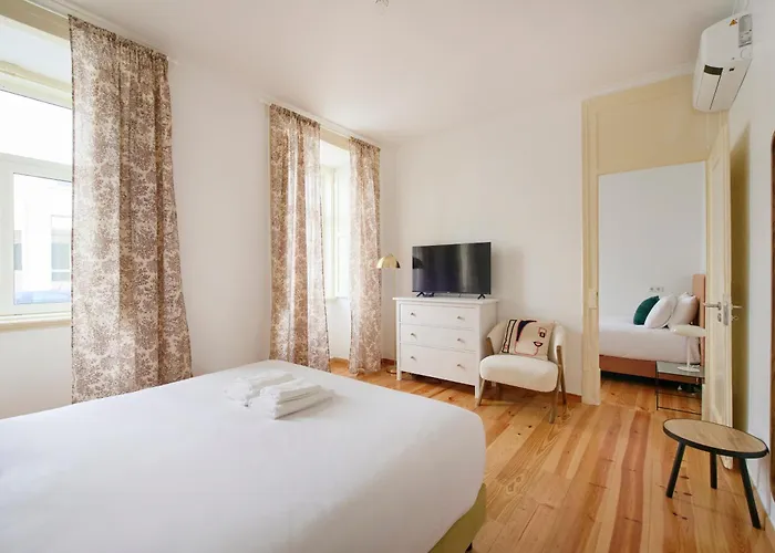 Lisbon Lodge Guest house *