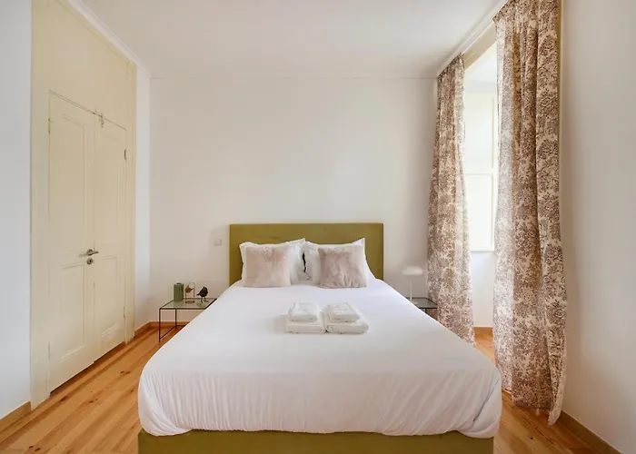 Lisbon Lodge * Lisbon