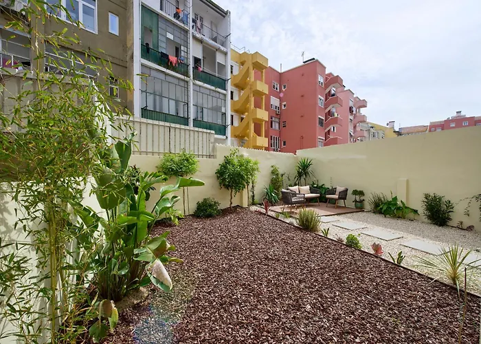 Lisbon Lodge * Lisbon